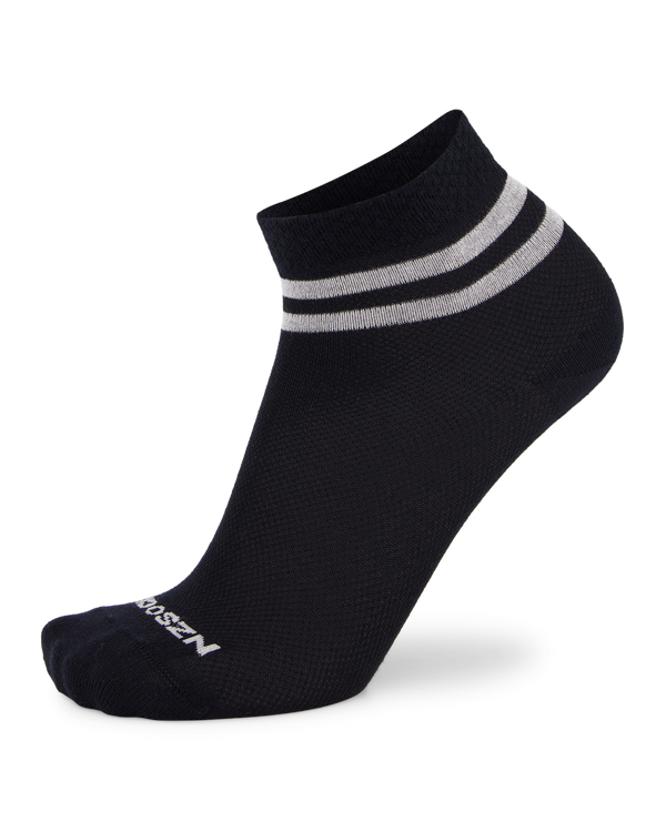 2-Stripe Quarter Socks